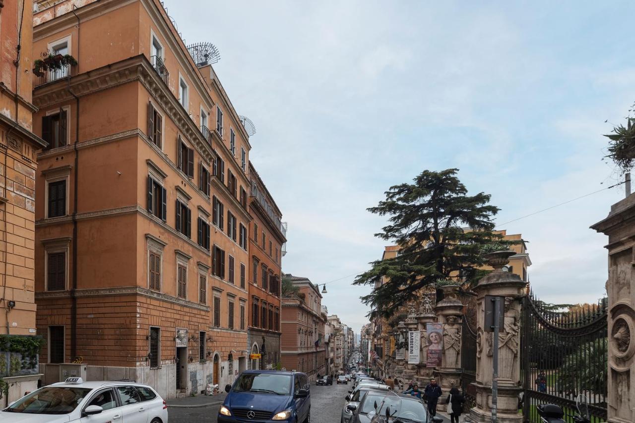 Апартаменты Affaccio Al Quirinale Рим Экстерьер фото